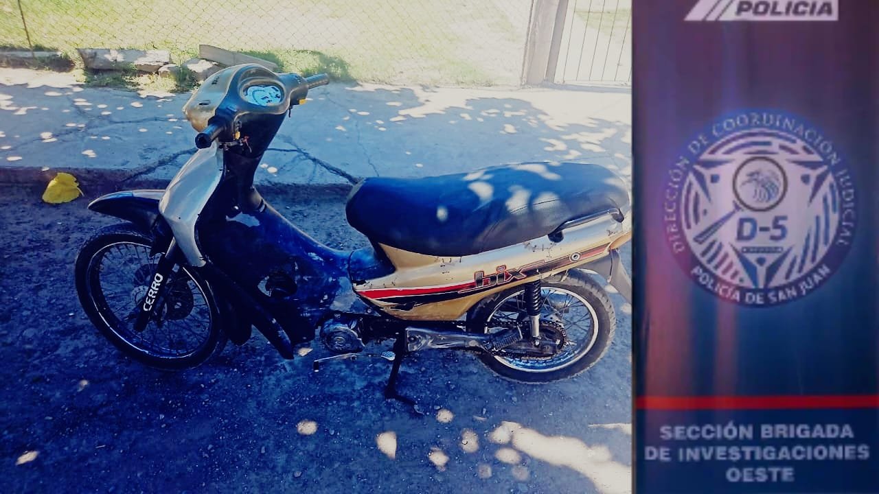 Recuperaron motocicleta robada en Villa Hipódromo