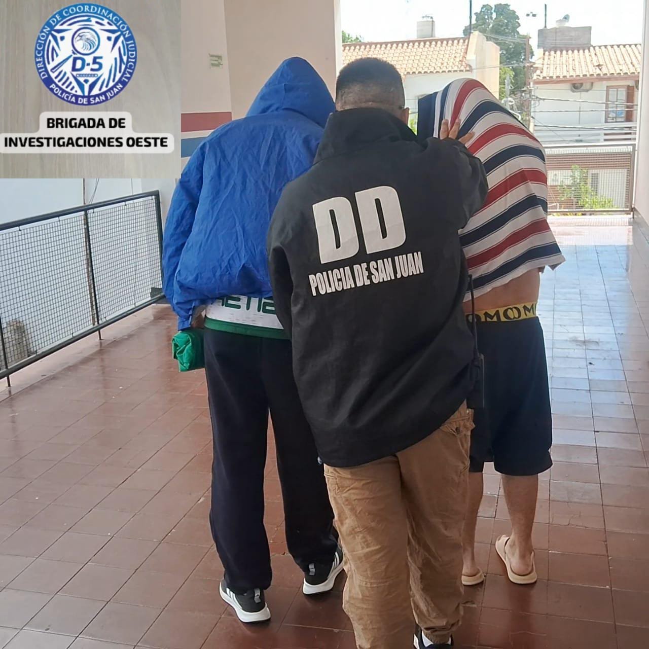 Detienen a dos hermanos por robo agravado en Rivadavia
