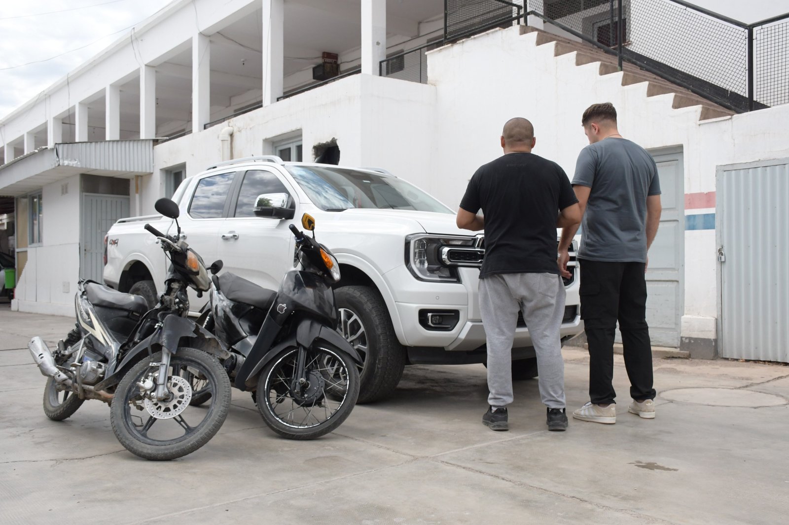 Golpe a la delincuencia automotor: recuperan tres vehículos adulterados y robados en Pocito y Rawson