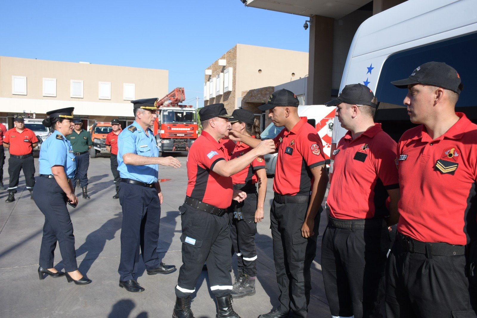 Bomberos sanjuaninos viajan a Chubut a combatir incendios forestales