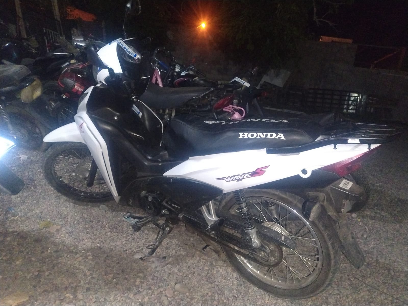 Operativo en Rawson: secuestro de una motocicleta sustraída