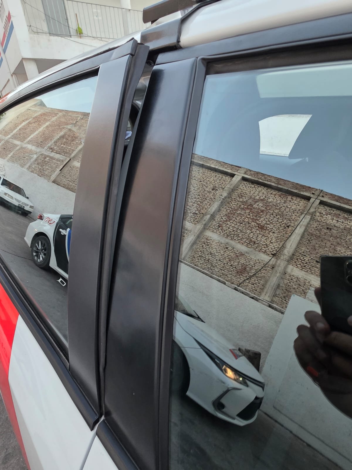 Un detenido por robo, resistencia y daños