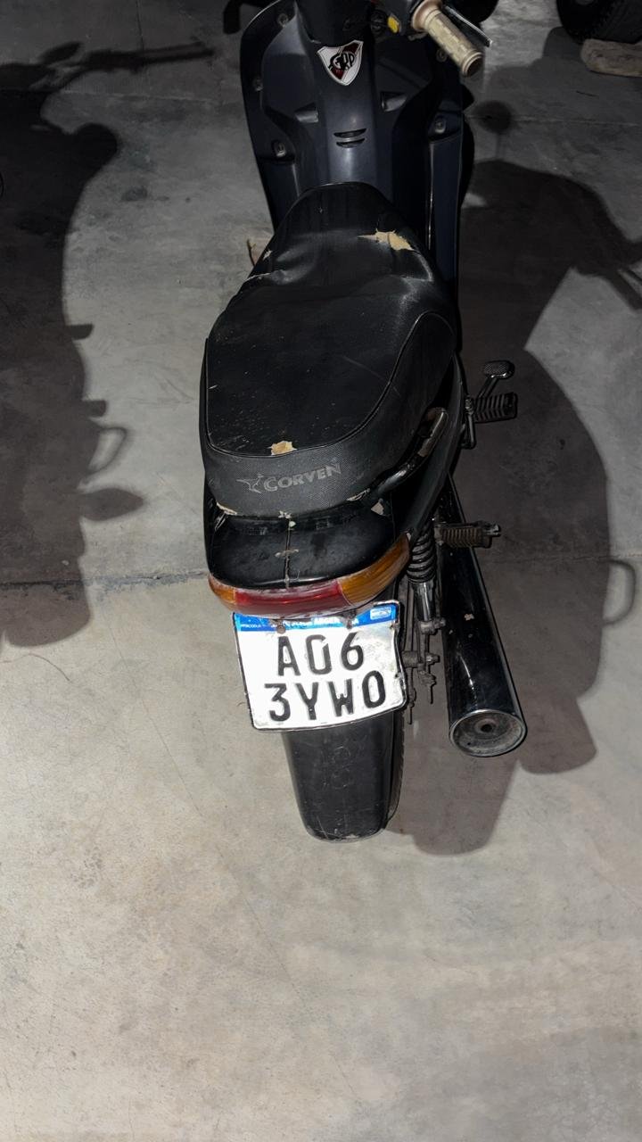 Hallan motocicleta abandonada en Rawson