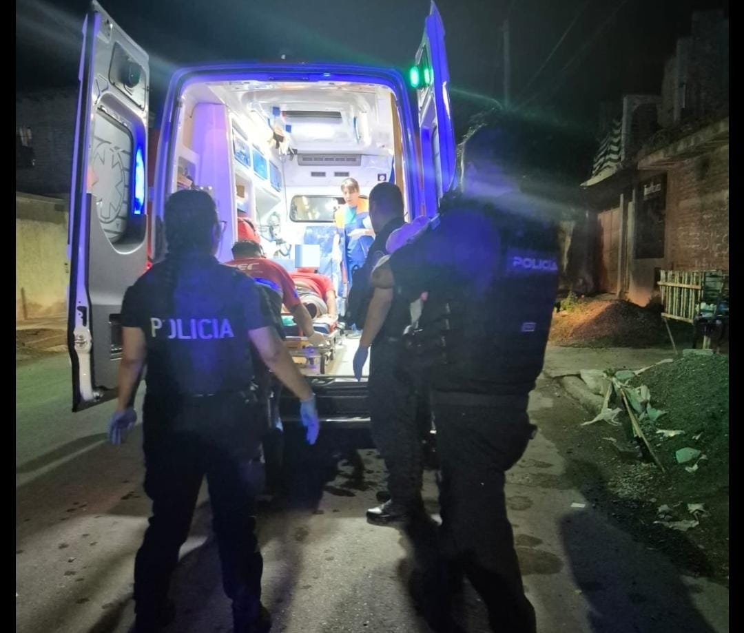 Policías asistieron un parto en la vía pública en 25 de Mayo