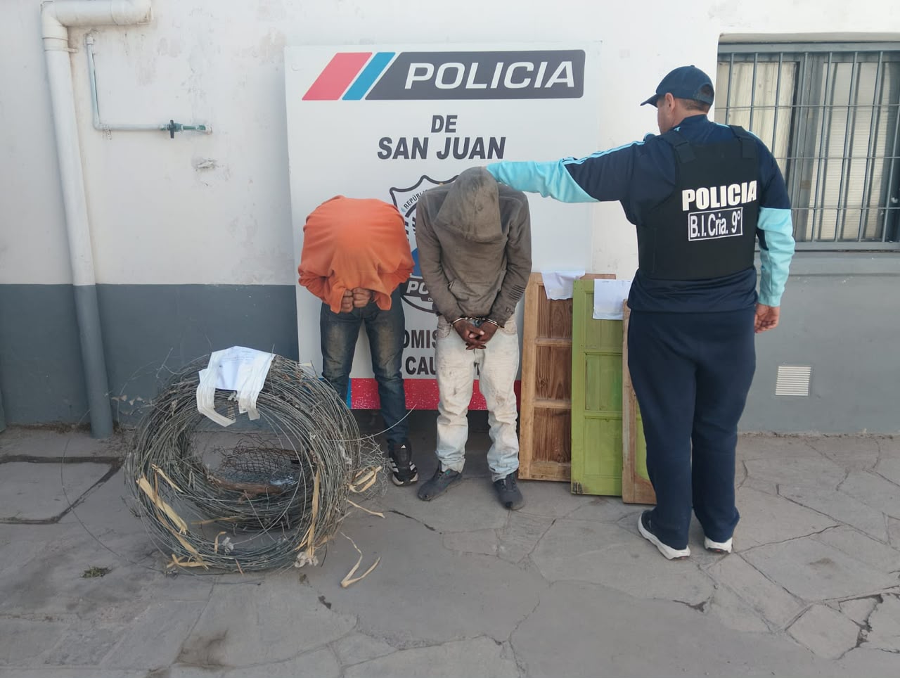 Cayeron dos hermanos tras el robo de materiales en Caucete