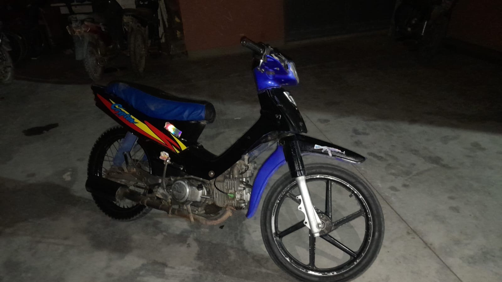 Sarmiento: la Policía Caminera secuestró una moto con pedido judicial