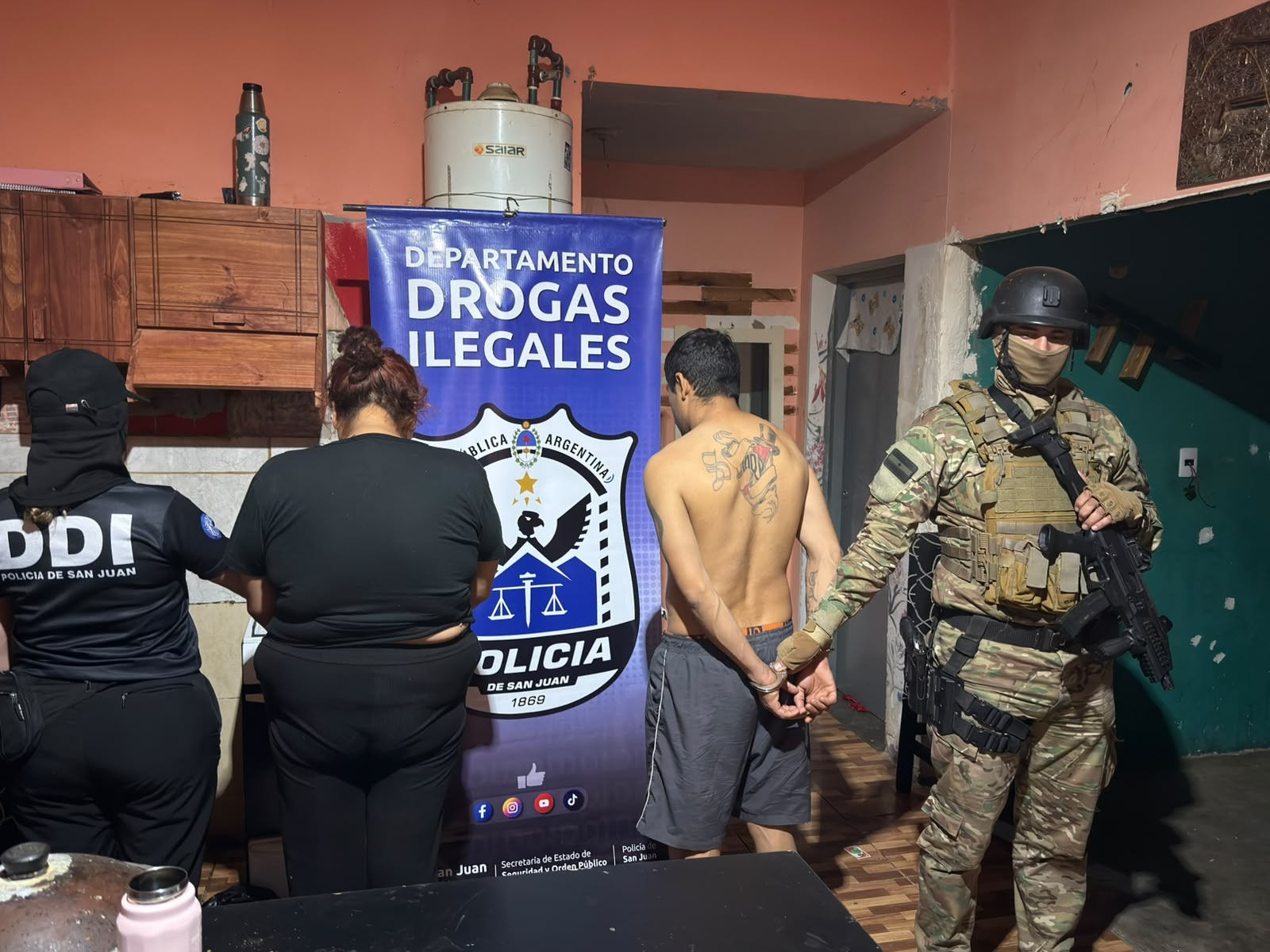 Caucete: desbaratan un búnker de droga que funcionaba al lado de un centro de adicciones