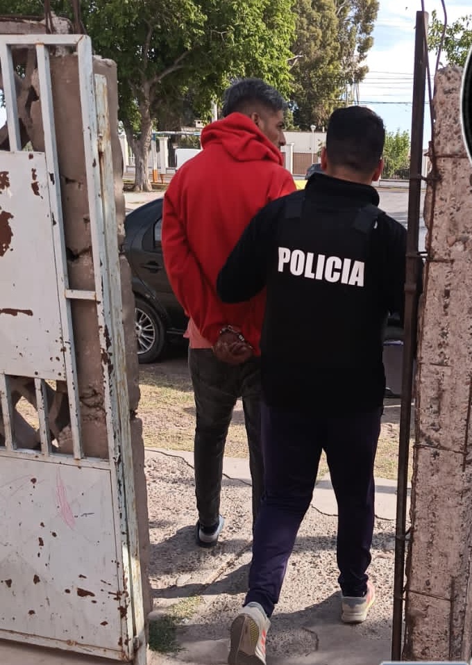 Rawson: allanaron y detuvieron a un hombre por un robo en una sucursal de Naldo